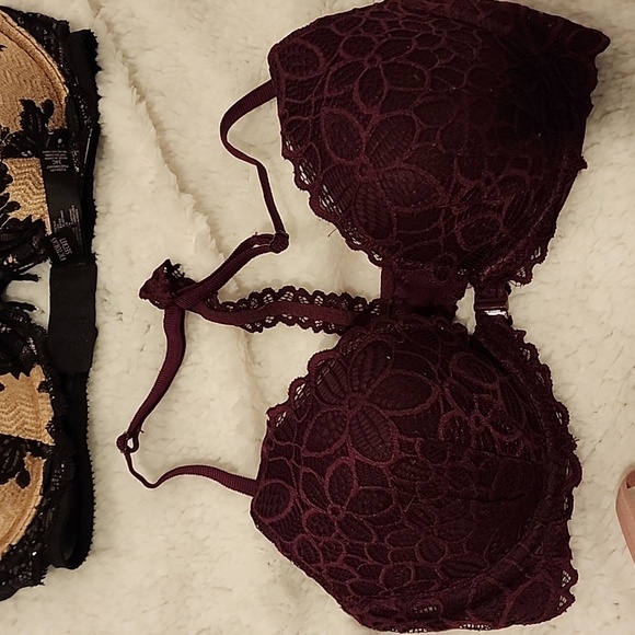 VICTORIAS SECRET BRA BUNDLE (3) 34C - Picture 3 of 7